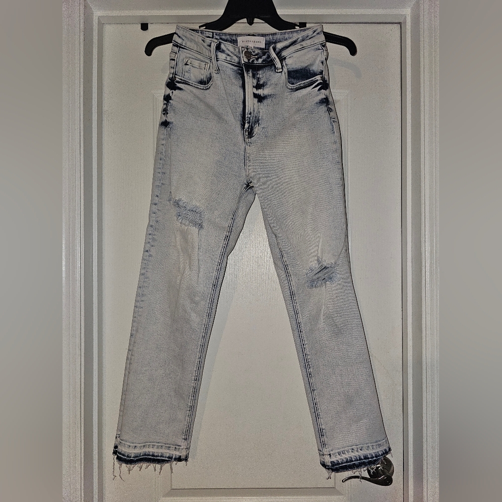 Women’s Light Blue Distressed Cropped Jeans - High Rise Ankle